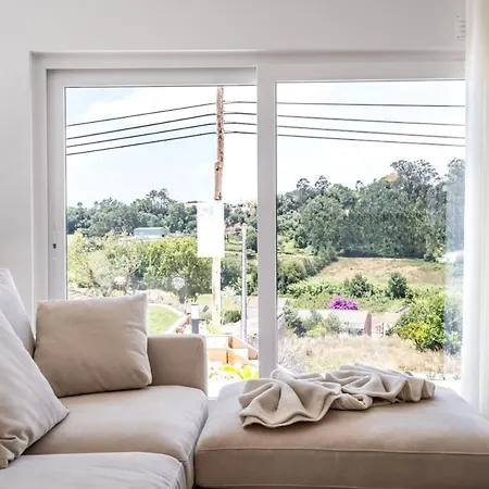 Lejlighed Poolside Retreat In Mosteiros By Lisbeyond Caldas Da Rainha