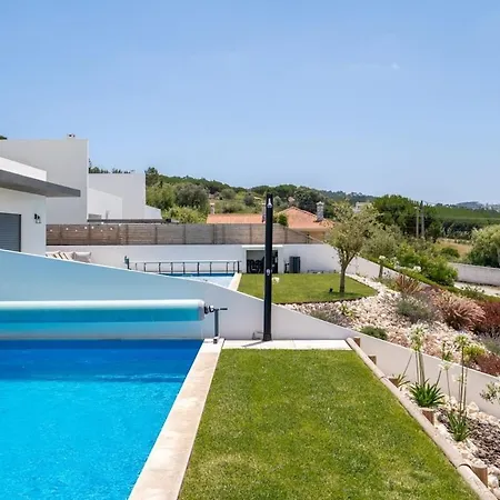 Poolside Retreat In Mosteiros By Lisbeyond Lejlighed *